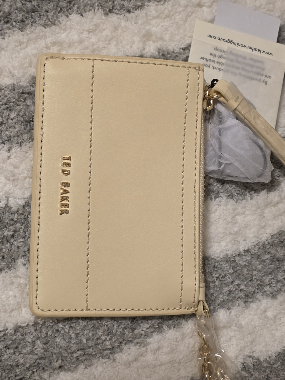 Ted Baker NWT Cream Pale Yellow Leather Wristlet Id Card Wallet Wristlet MSRP$85